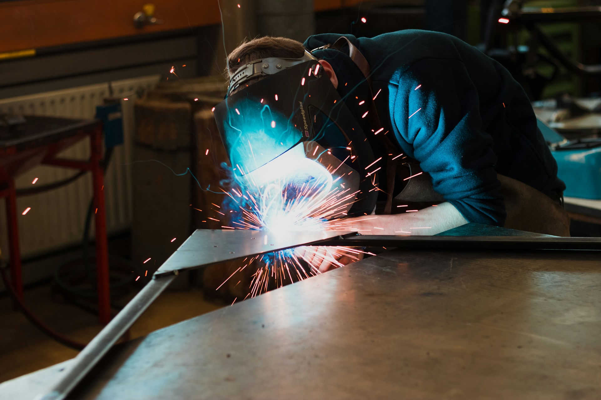 Fixing Metal the Right Way: From Cracks to Clean Welds